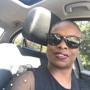 Meet your Posher, Lakeitha